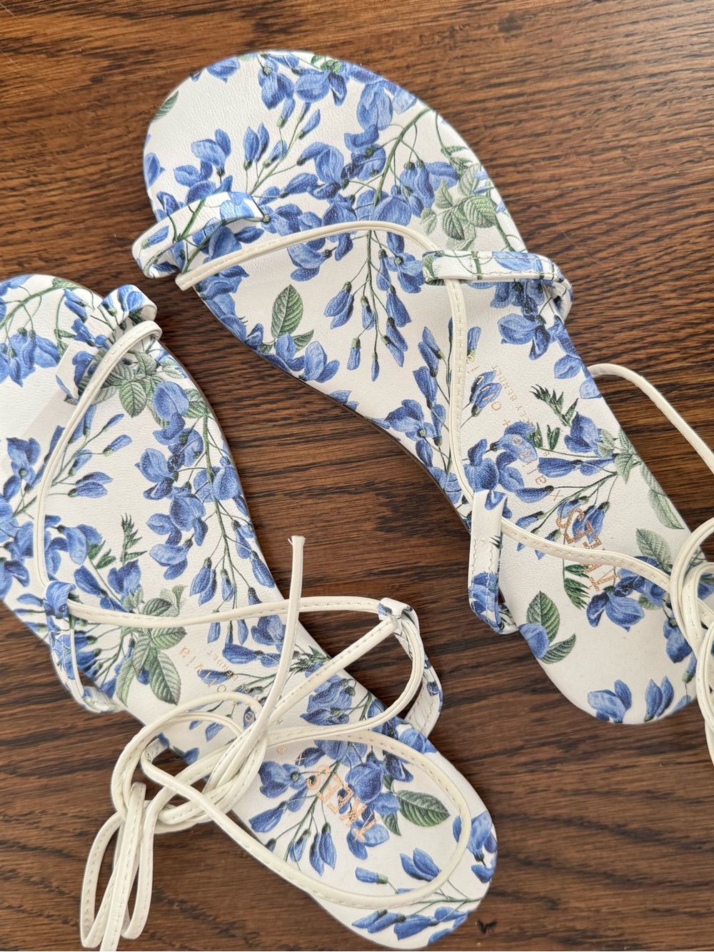 Tkees x Alice + Olivia Jo Wrap Sandal, size 6 - NEW without box - Picture 6 of 15